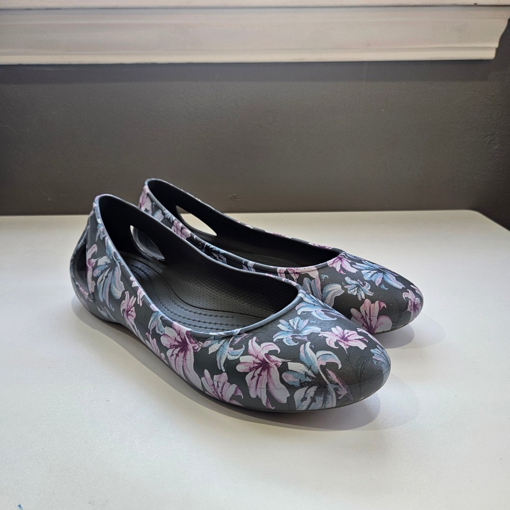Crocs Kadee Floral Print Ballet Flats Shoes Size 9 Black Pink Waterproof Dress